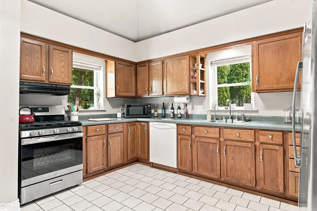 105 3rd Street Yale City MI 48097