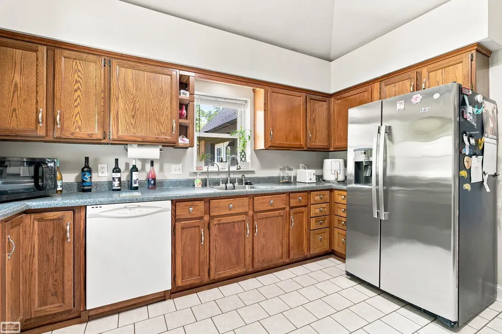 105 3rd Street Yale City MI 48097