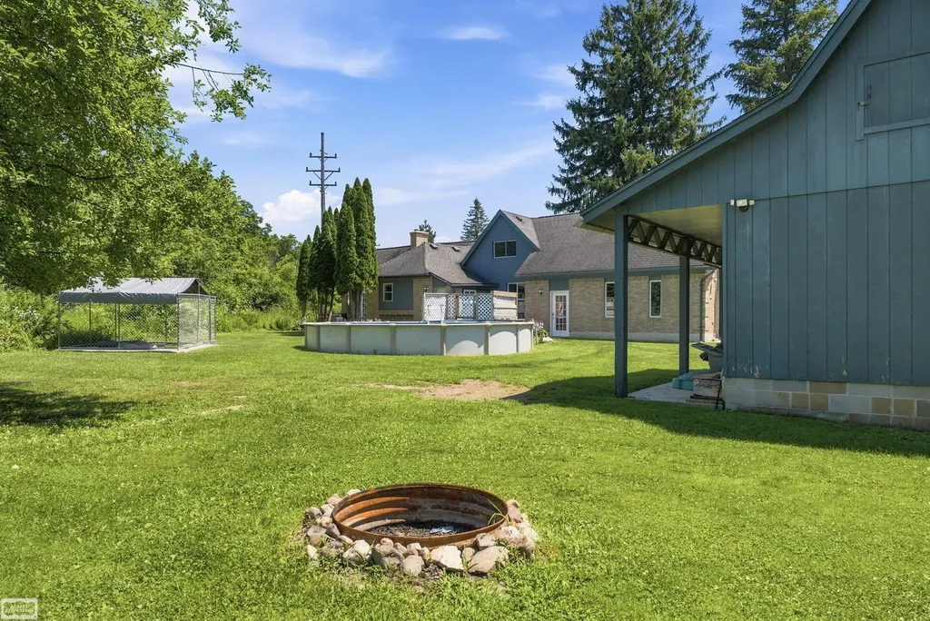 105 3rd Street Yale City MI 48097