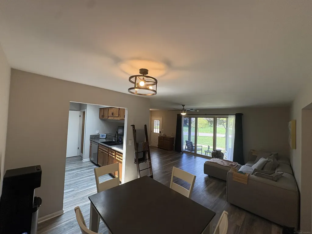 49116 Conway Court Shelby Charter Township MI 48315