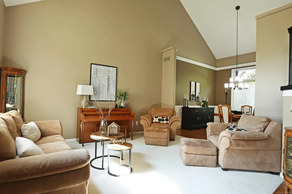 48535 Fairmont Drive Macomb Township MI 48044