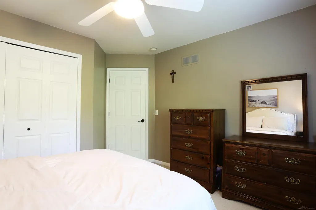 48535 Fairmont Drive Macomb Township MI 48044