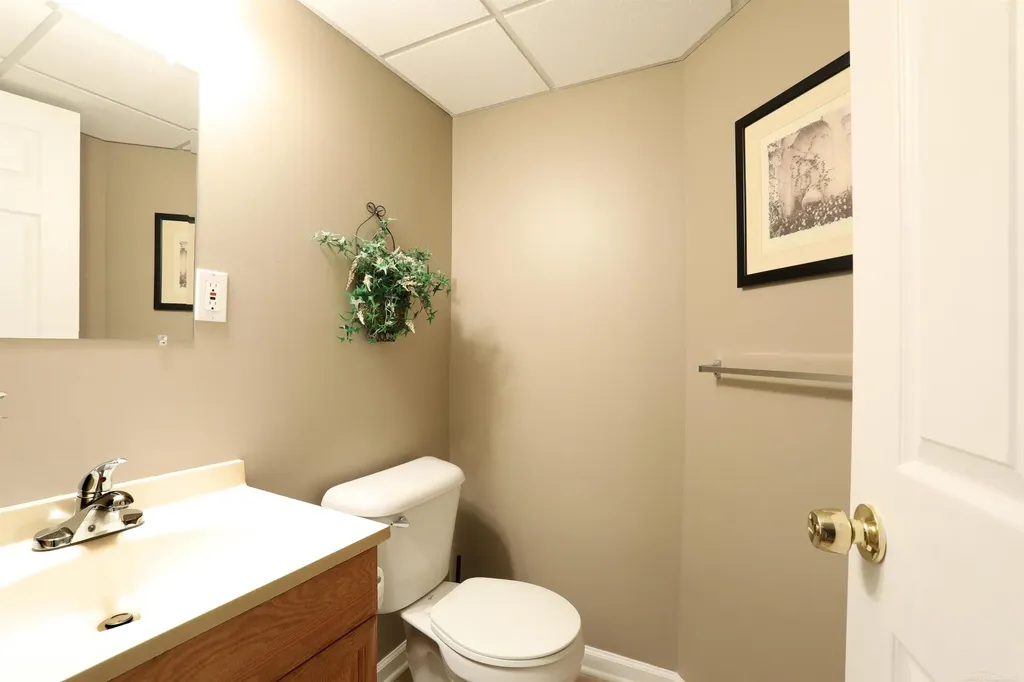 48535 Fairmont Drive Macomb Township MI 48044