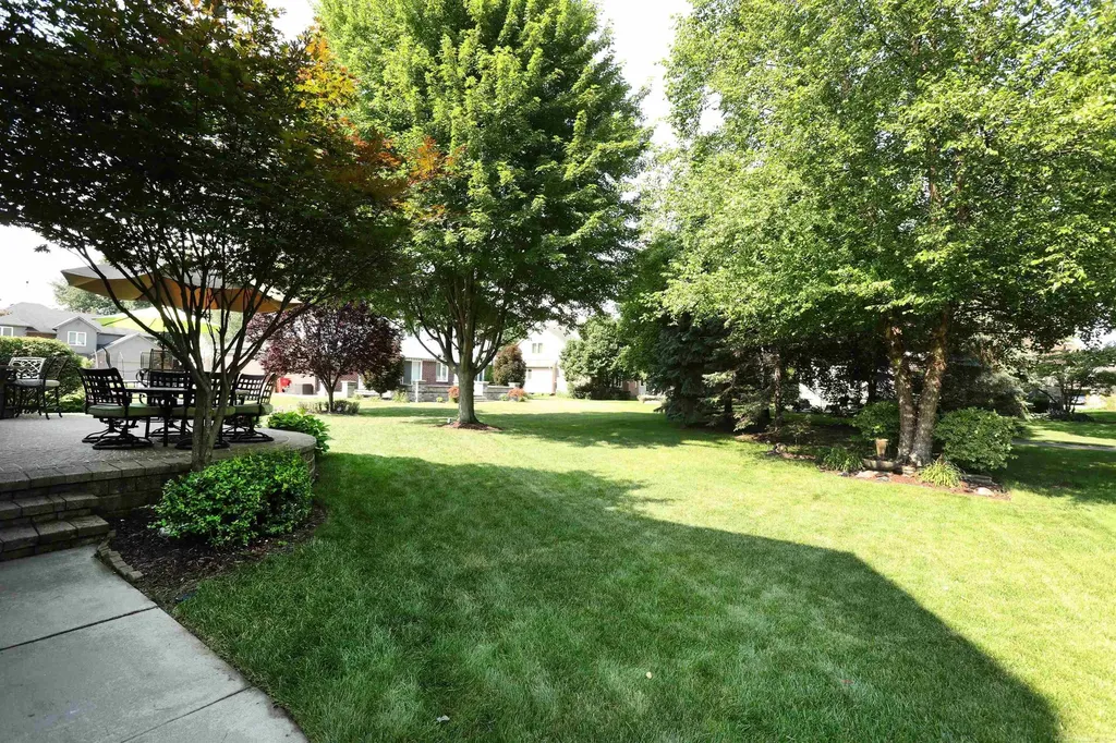 48535 Fairmont Drive Macomb Township MI 48044