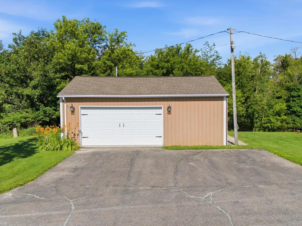 26260 29 Mile Road Lenox Township MI 48048