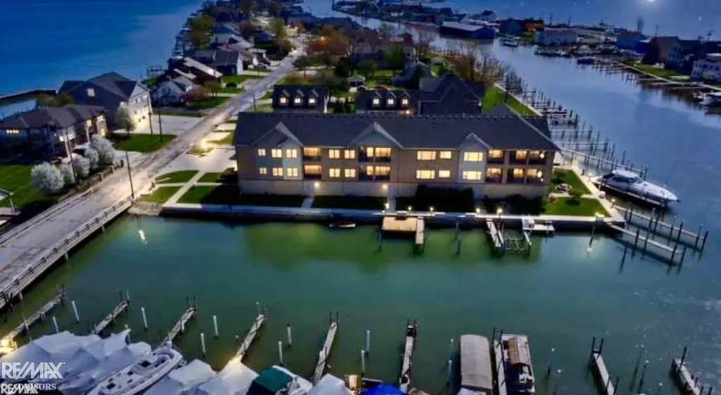 32172 N River Road Harrison Charter Township MI 48045