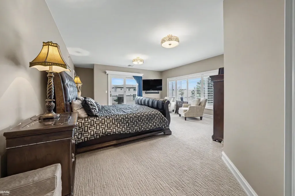 32172 N River Road Harrison Charter Township MI 48045