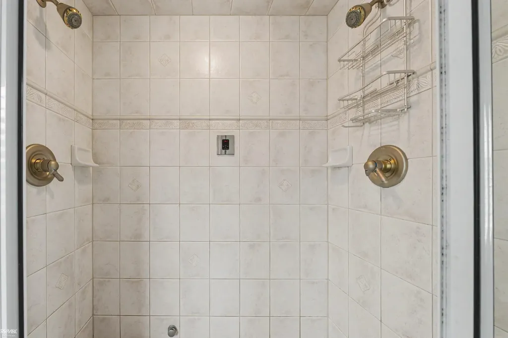 32172 N River Road Harrison Charter Township MI 48045