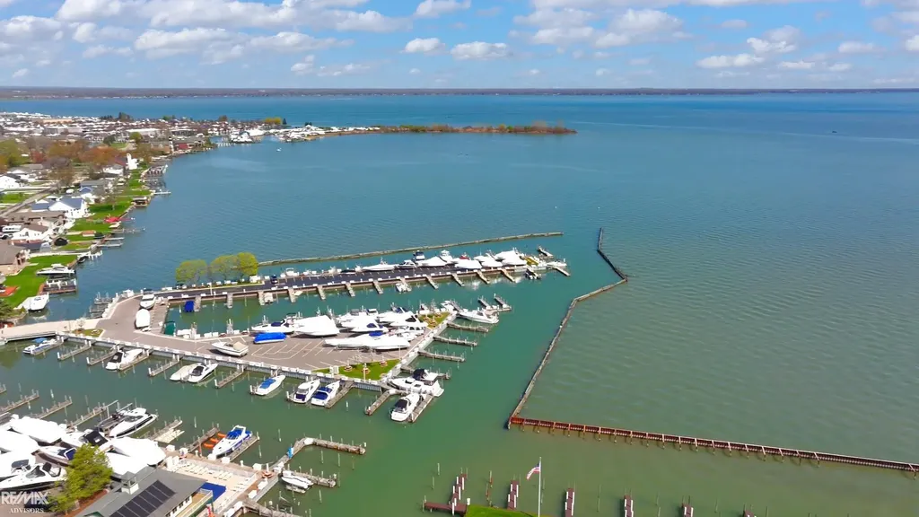 32172 N River Road Harrison Charter Township MI 48045