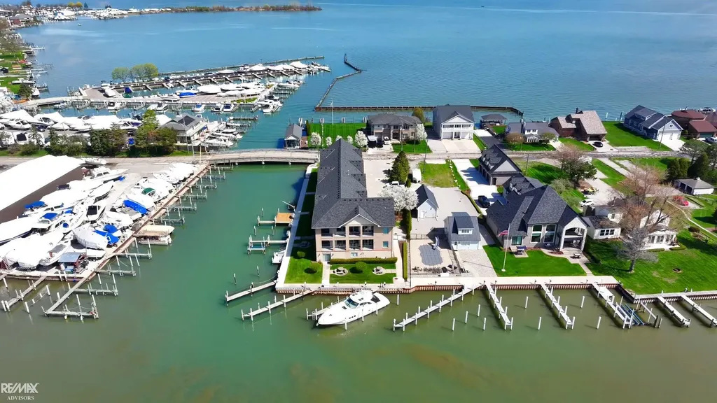 32172 N River Road Harrison Charter Township MI 48045