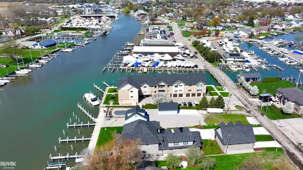 32172 N River Road Harrison Charter Township MI 48045