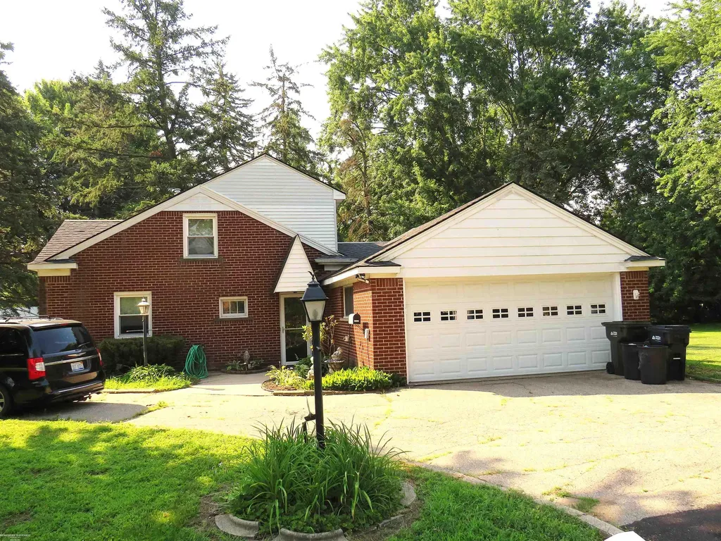 42501 Utica Road Sterling Heights City MI 48314
