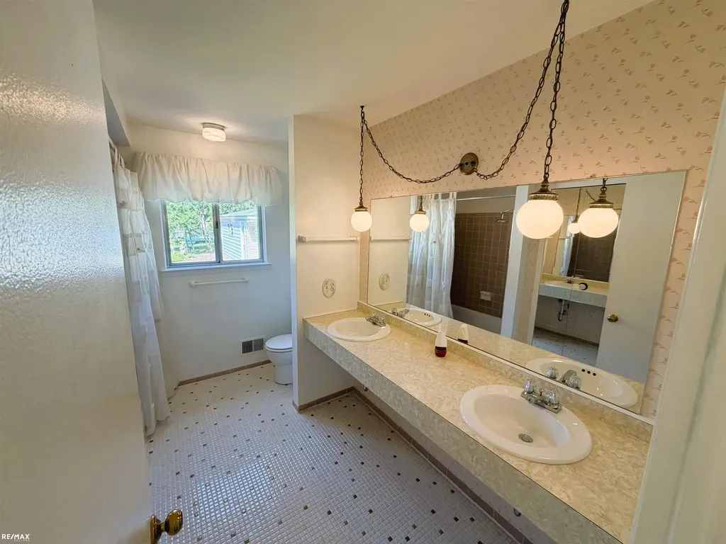 41171 Olivet Drive Sterling Heights City MI 48313