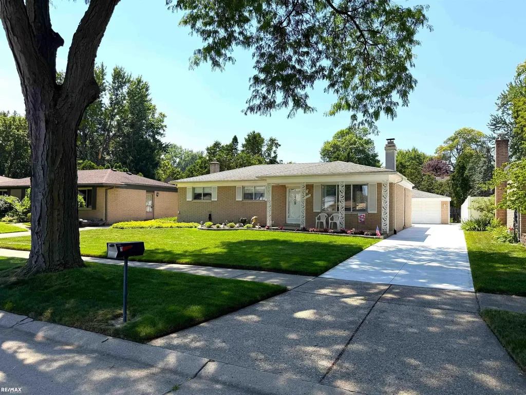 41171 Olivet Drive Sterling Heights City MI 48313