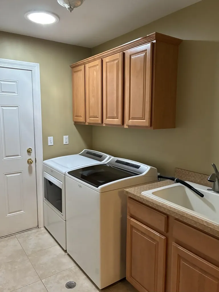 35275 Silver Maple Drive Clinton Charter Township MI 48035