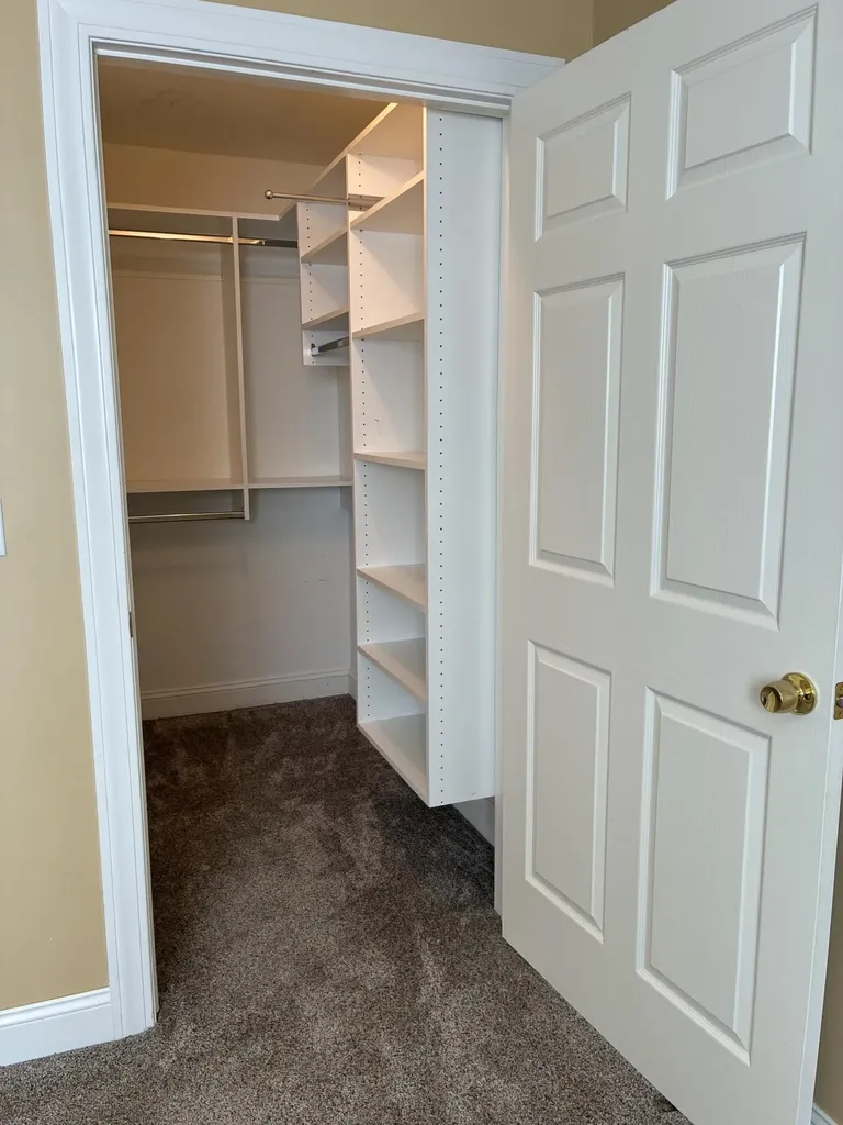 35275 Silver Maple Drive Clinton Charter Township MI 48035