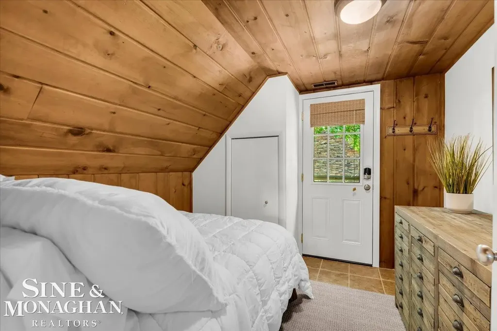 5940 Silver Birch Road Hadley Township MI 48462