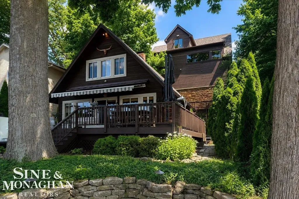 5940 Silver Birch Road Hadley Township MI 48462