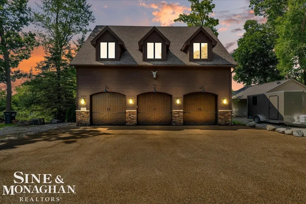5940 Silver Birch Road Hadley Township MI 48462