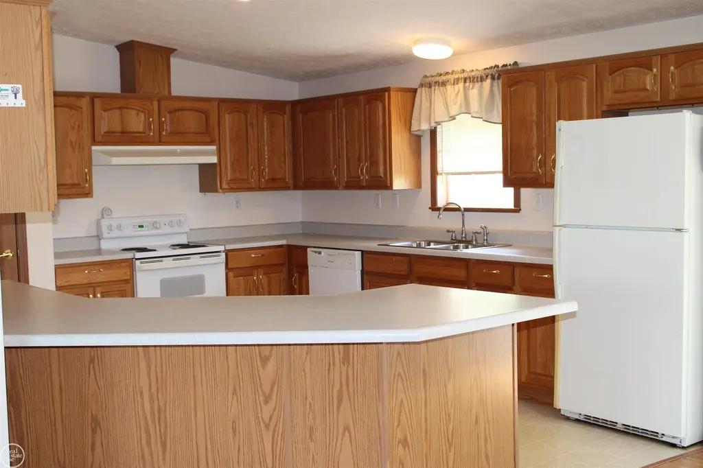 67 W Kittle Road Unknown City MI 48647