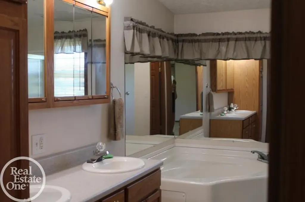67 W Kittle Road Unknown City MI 48647