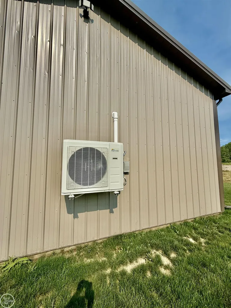 1538 Ashley Lane Berlin Township MI 48002