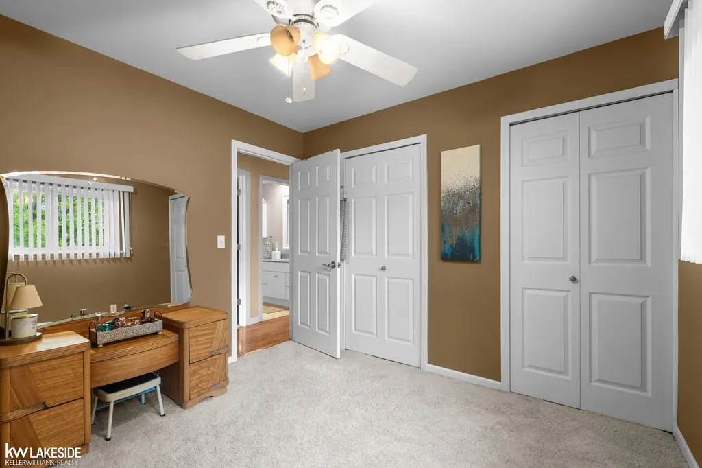 32344 Firwood Warren City MI 48088