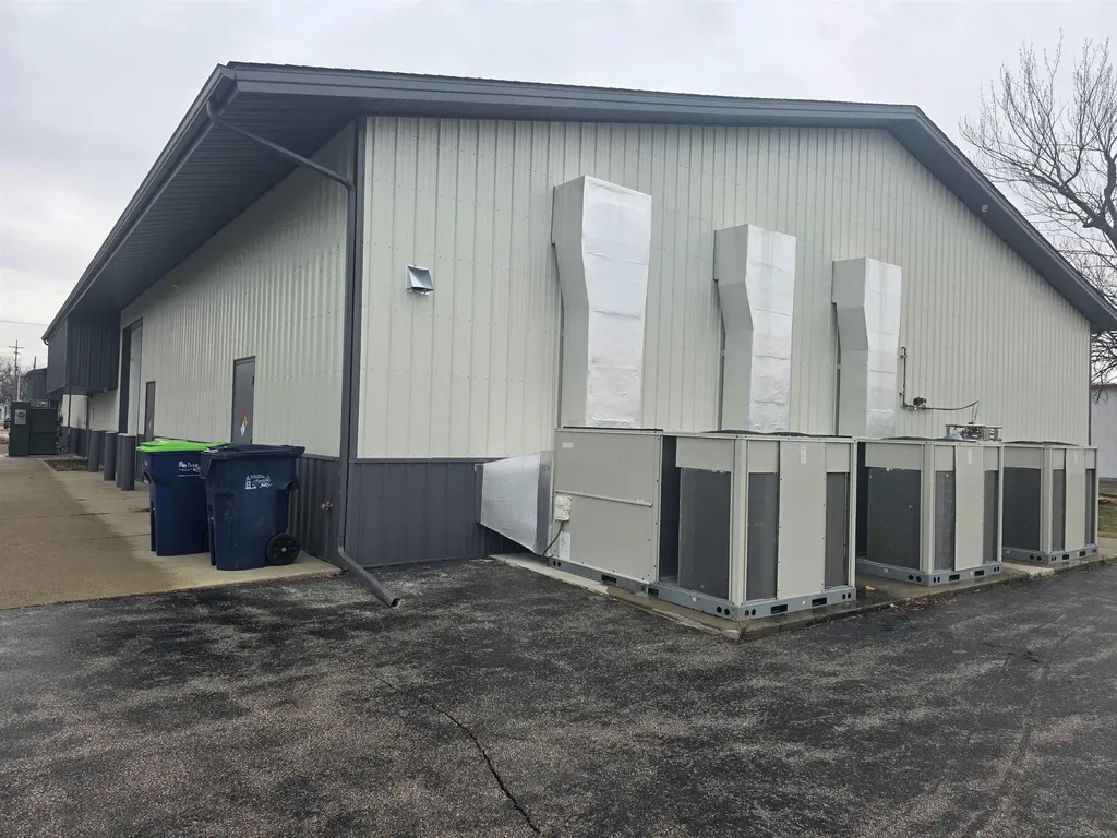 1401 N Johnson Street Bay City City MI 48708