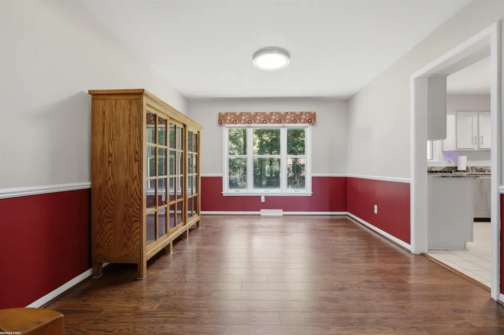 49861 Valley Drive Shelby Charter Township MI 48317