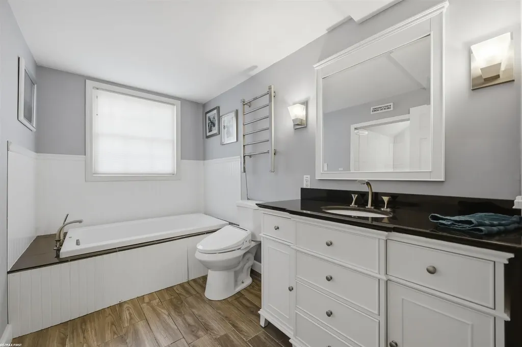 49861 Valley Drive Shelby Charter Township MI 48317