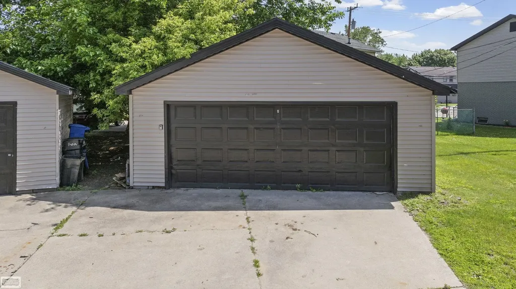 1600 Holland Avenue Port Huron City MI 48060