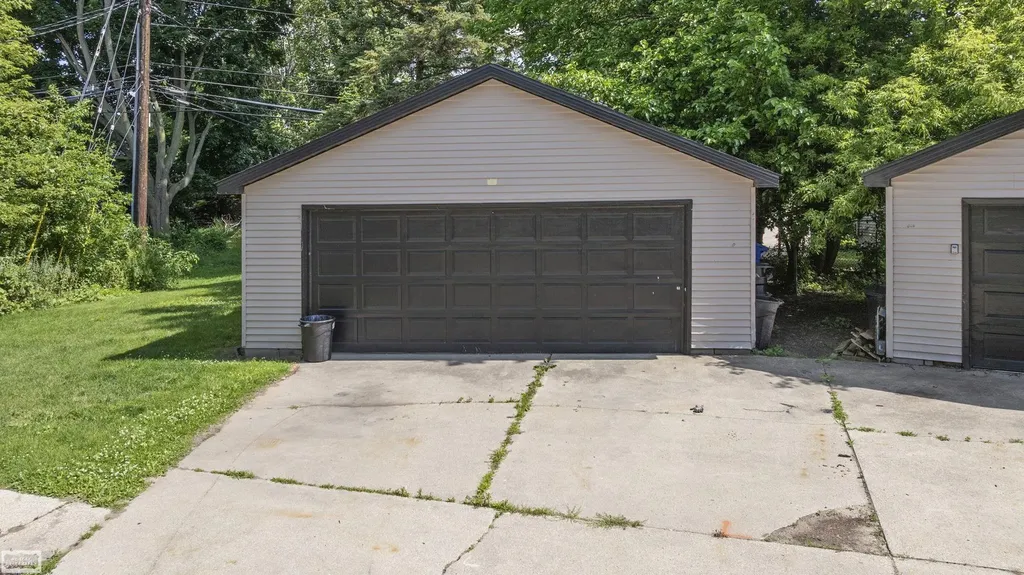1600 Holland Avenue Port Huron City MI 48060