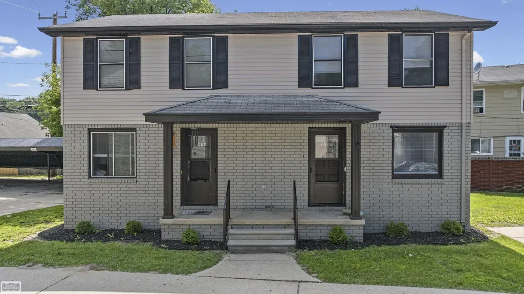 1600 Holland Avenue Port Huron City MI 48060