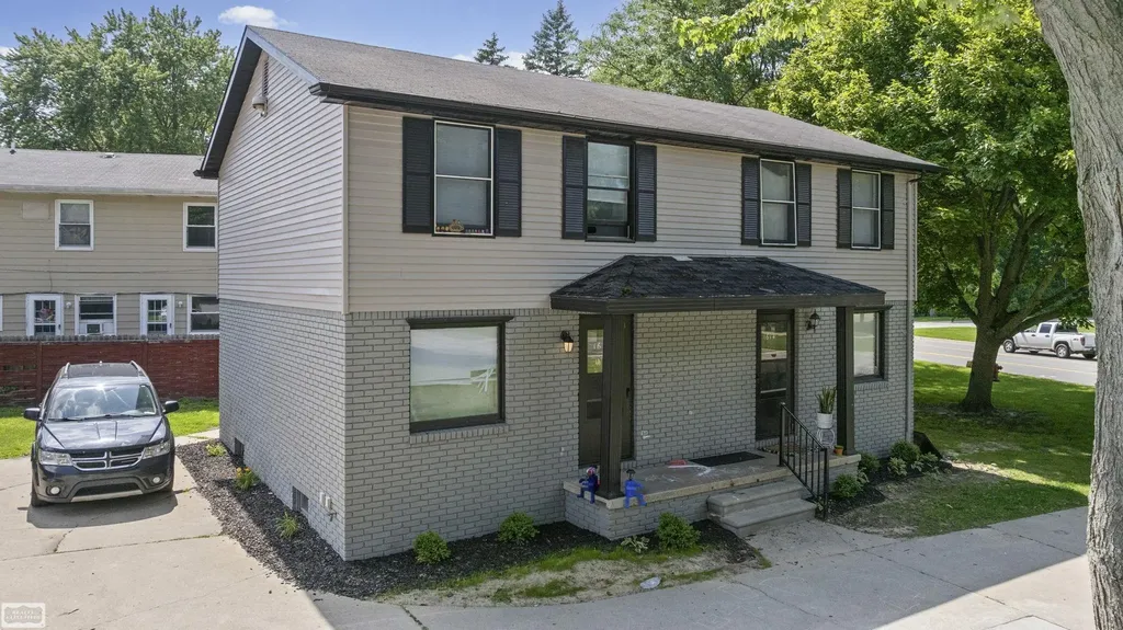1600 Holland Avenue Port Huron City MI 48060