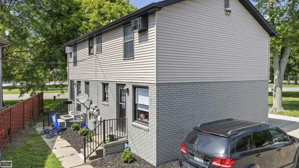 1600 Holland Avenue Port Huron City MI 48060