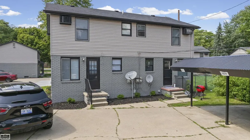 1600 Holland Avenue Port Huron City MI 48060