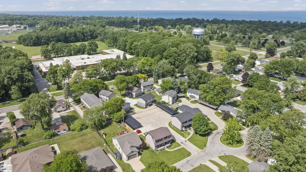 1600 Holland Avenue Port Huron City MI 48060