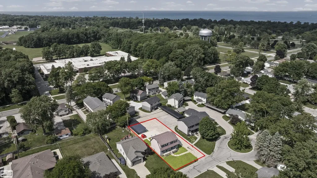1600 Holland Avenue Port Huron City MI 48060