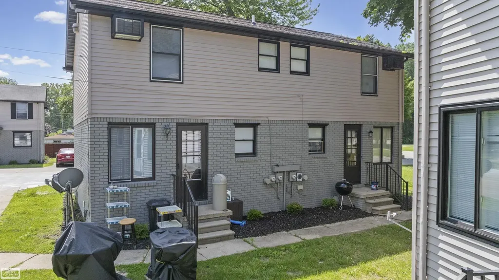 1600 Holland Avenue Port Huron City MI 48060