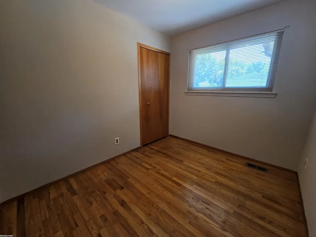 14968 Clemson Drive Sterling Heights City MI 48313