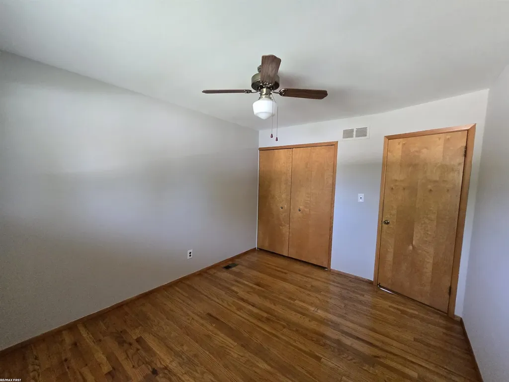 14968 Clemson Drive Sterling Heights City MI 48313