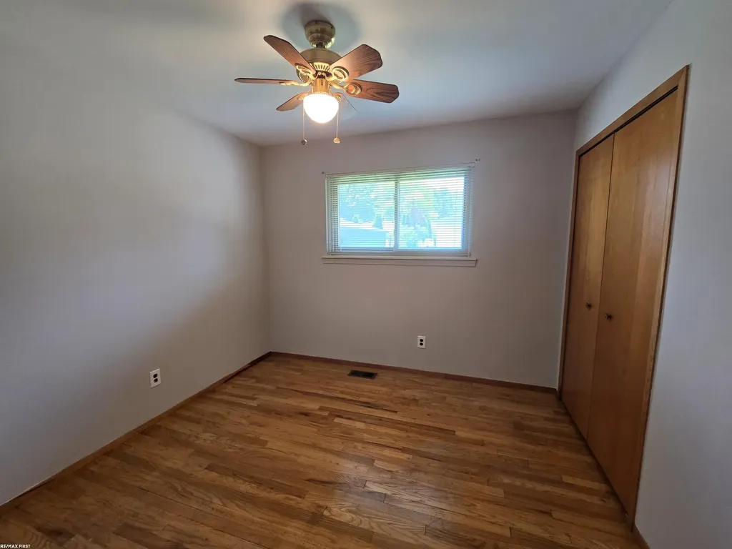 14968 Clemson Drive Sterling Heights City MI 48313