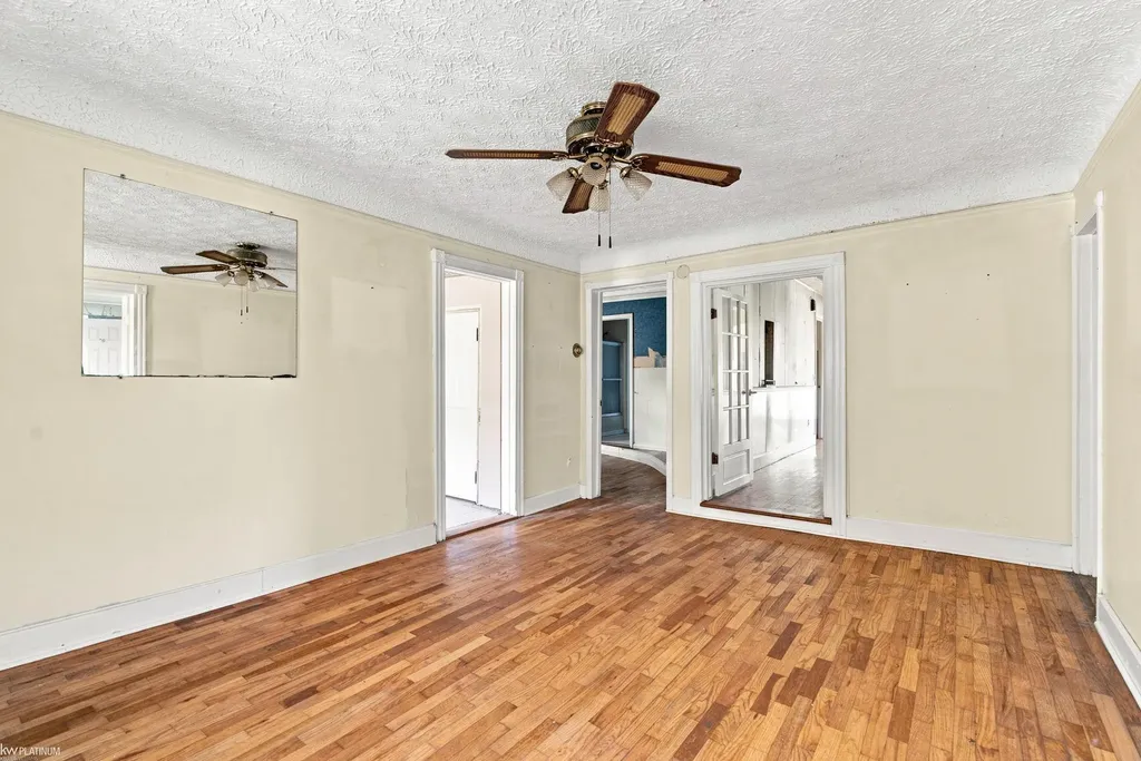 6098 Burtch Road Grant Township MI 48032
