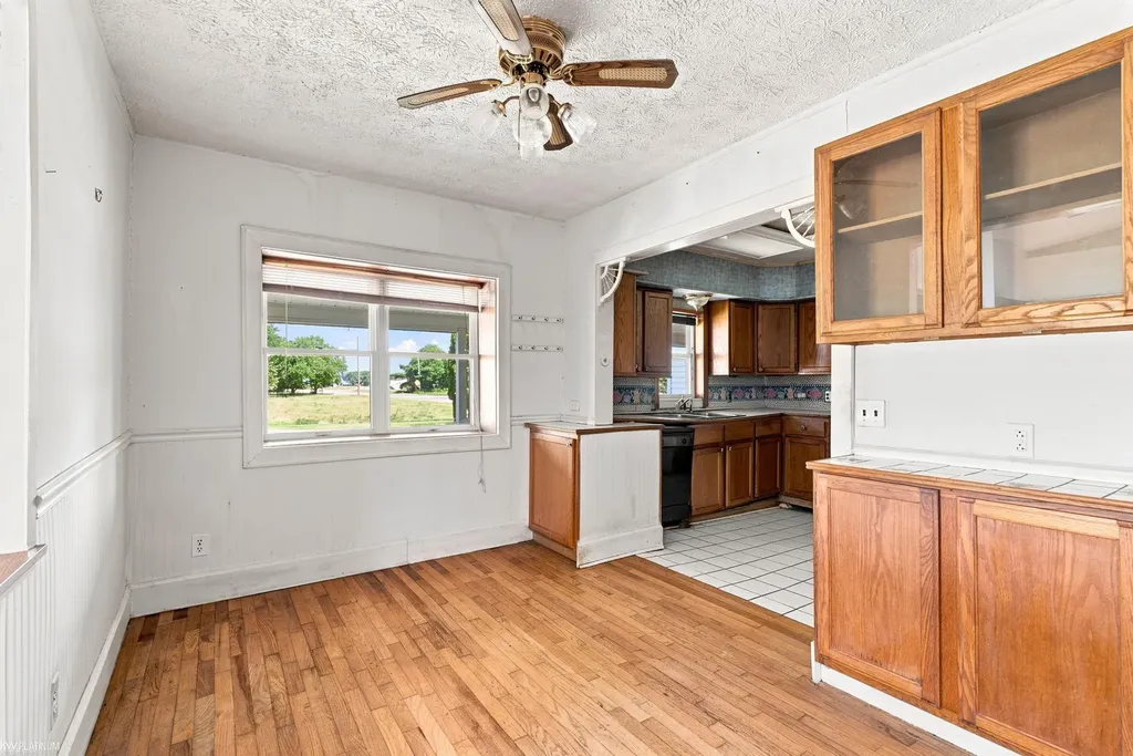 6098 Burtch Road Grant Township MI 48032