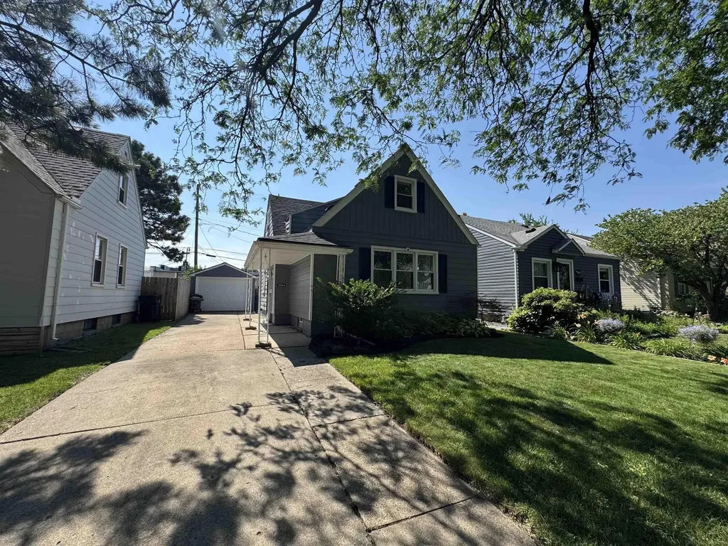 3364 23rd Street Wyandotte City MI 48192