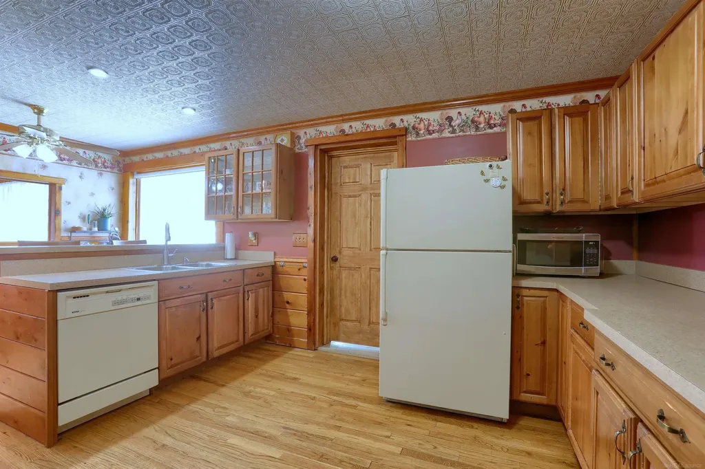 1945 Saint Clair Blvd Boulevard Algonac City MI 48001