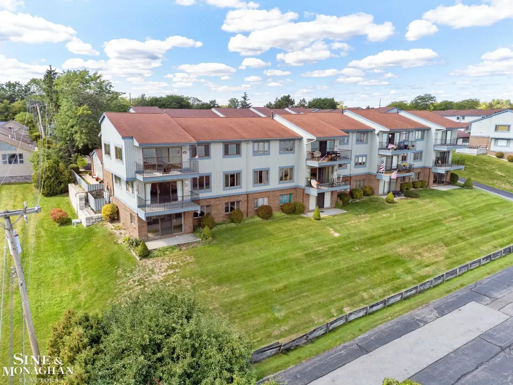 1715 River #76 Road St. Clair Township MI 48079