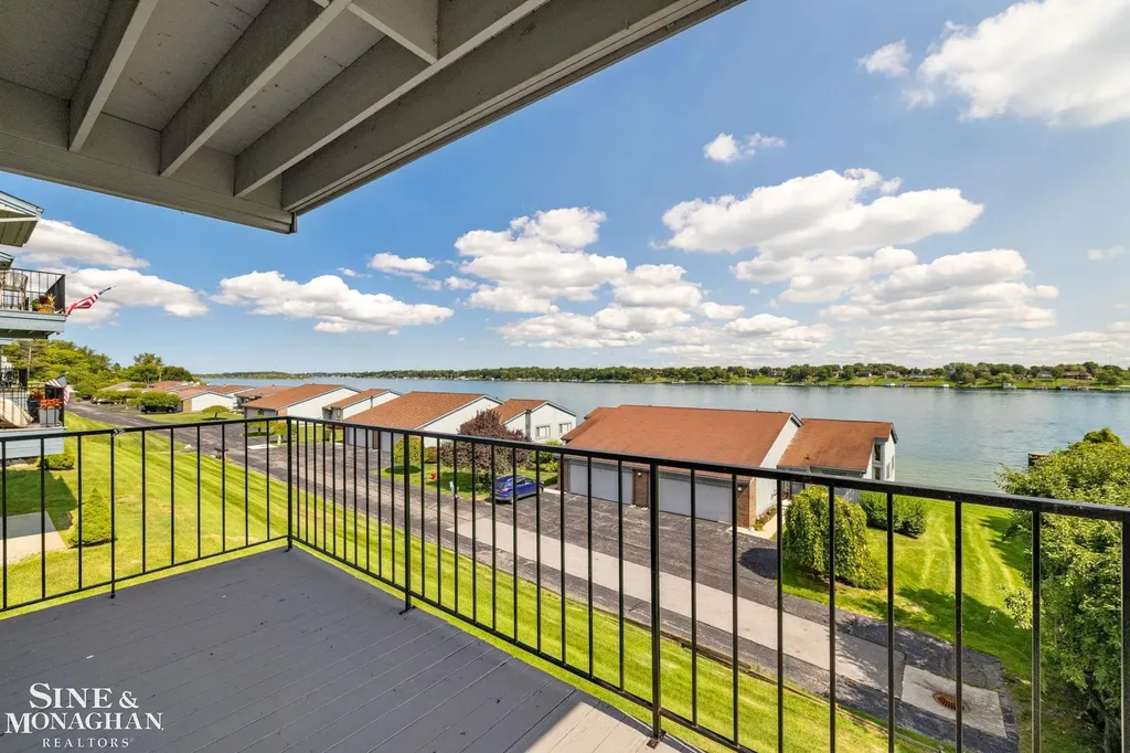 1715 River #76 Road St. Clair Township MI 48079