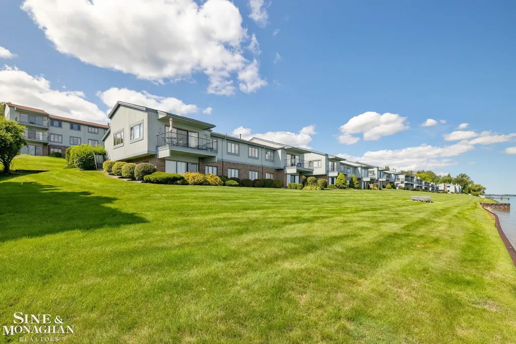 1715 River #76 Road St. Clair Township MI 48079