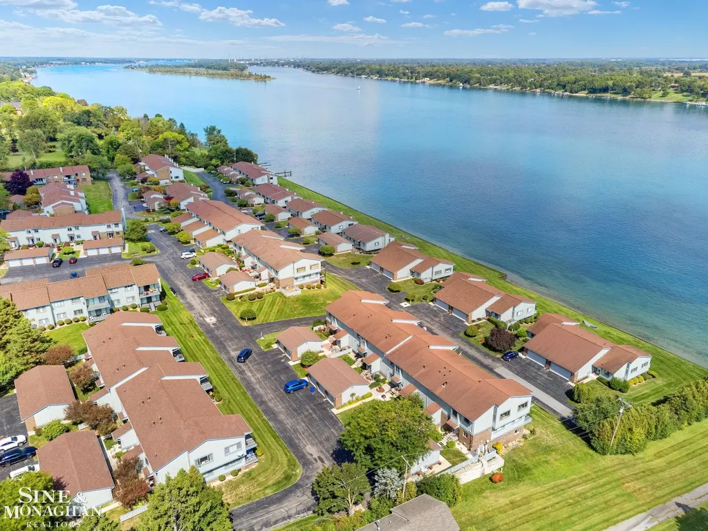 1715 River #76 Road St. Clair Township MI 48079